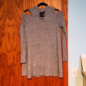Iz Byer gray cold shoulder king sleeve sweater,  size medium